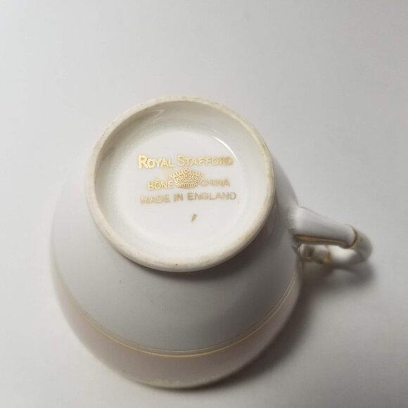 Vintage Royal Stafford tea cup and saucer gold bone china made in England - Picture 7 of 9